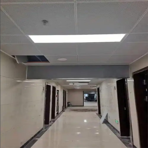 電動(dòng)擋煙垂壁不能超過(guò)多長(zhǎng)(圖1) 電動(dòng)型擋煙垂壁產(chǎn)品.jpg